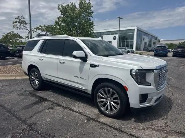 2022 GMC Yukon 4WD Denali