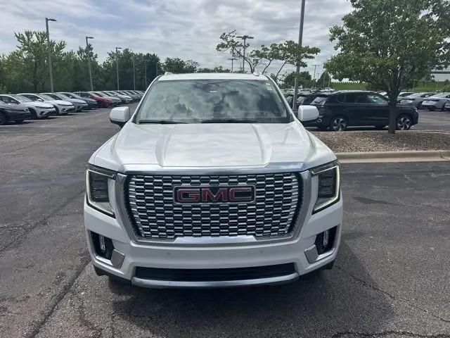 2022 GMC Yukon 4WD Denali