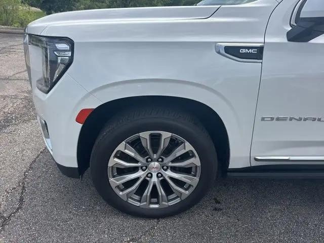 2022 GMC Yukon 4WD Denali