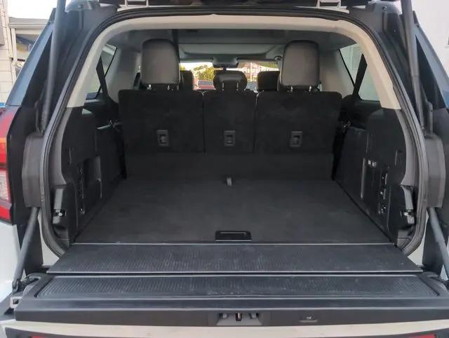 2025 Ford Expedition Platinum MAX