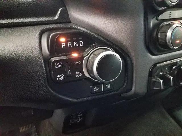 2022 Ram 1500 Big Horn Crew Cab 4x4 5'7" Box