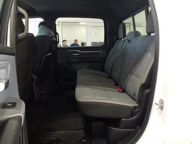 2022 Ram 1500 Big Horn Crew Cab 4x4 5'7" Box