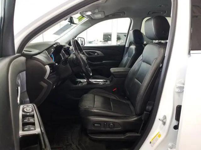 2020 Chevrolet Traverse AWD LT Leather