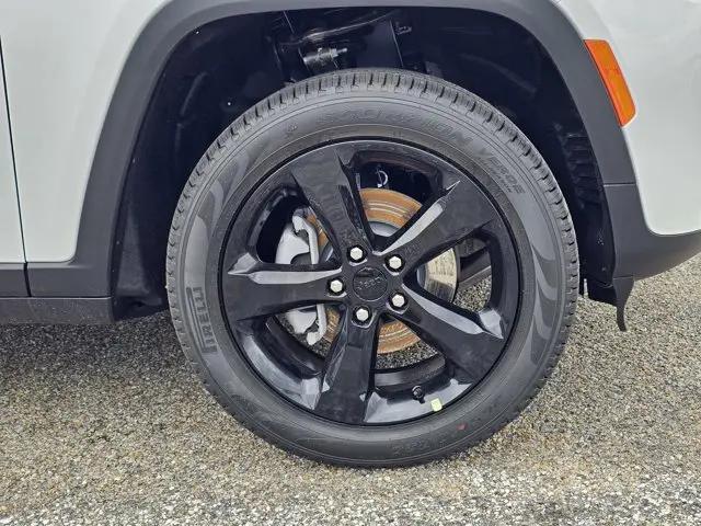 2026 Jeep Grand Cherokee Limited 4x2
