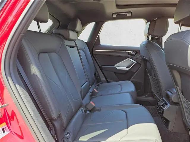 2023 Audi Q3 Premium Plus 45 TFSI S line quattro Tiptronic