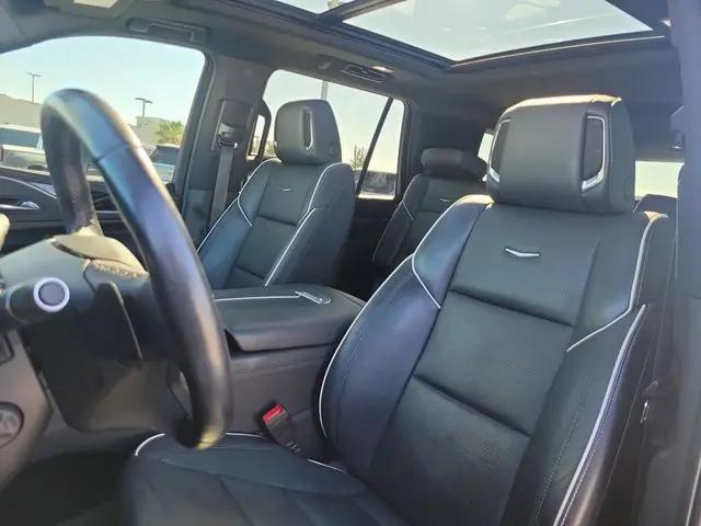 2022 Cadillac Escalade 4WD Sport