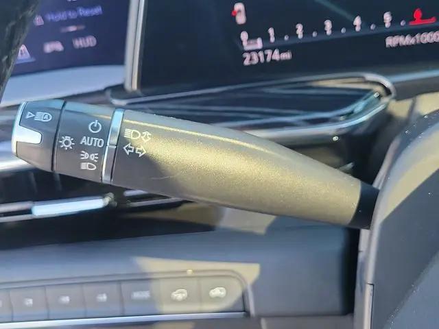 2022 Cadillac Escalade 4WD Sport