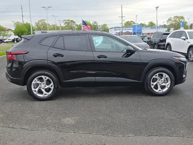 2024 Chevrolet Trax FWD SP