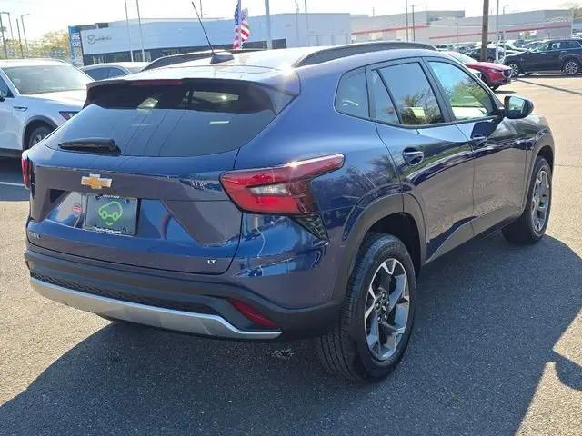 2024 Chevrolet Trax FWD LT