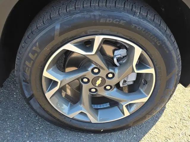 2024 Chevrolet Trax FWD LT