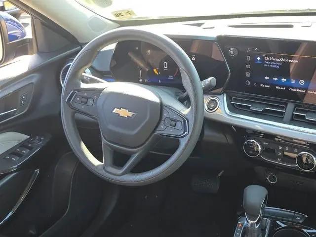 2024 Chevrolet Trax FWD LT