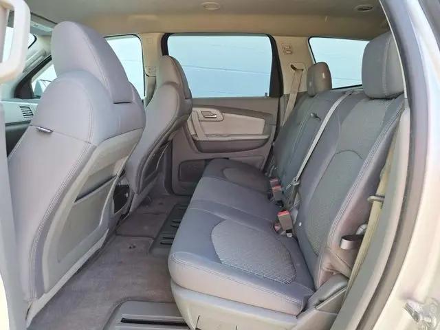 2010 Chevrolet Traverse LT
