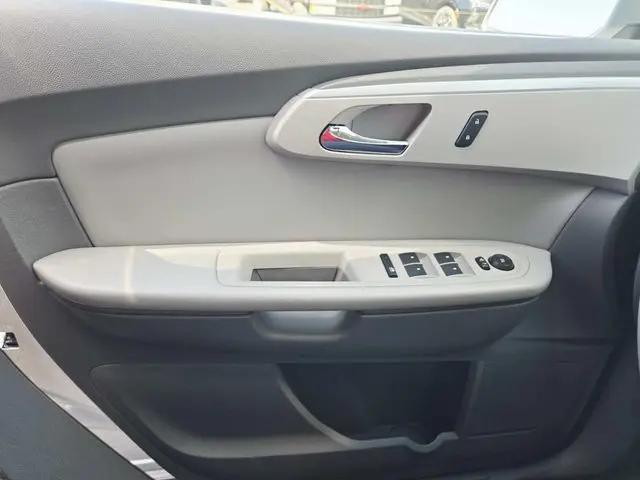 2010 Chevrolet Traverse LT