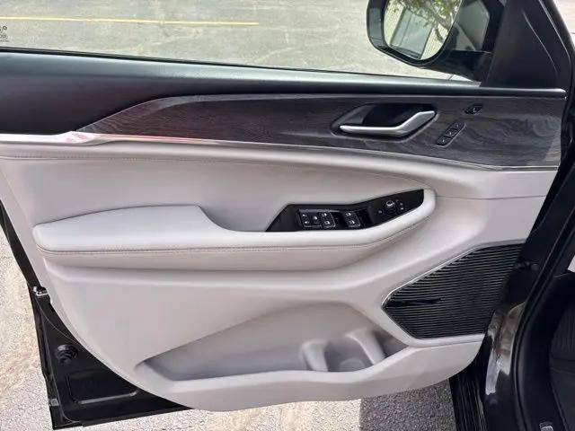2021 Jeep Grand Cherokee Overland 4x4