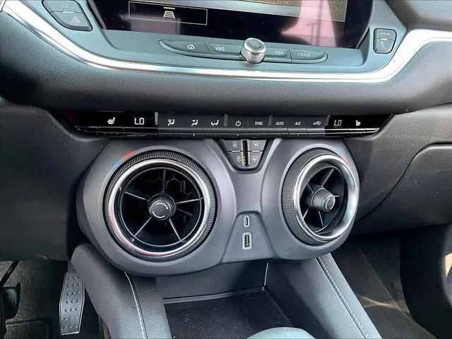 2025 Chevrolet Blazer FWD 2LT
