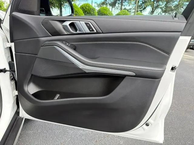 2023 BMW X5 sDrive40i