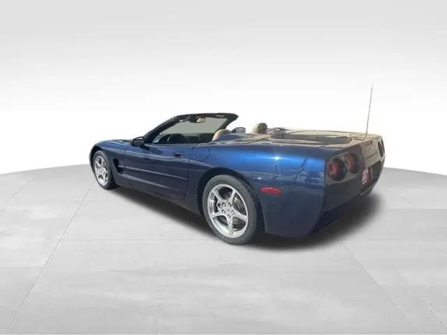 2001 Chevrolet Corvette Base