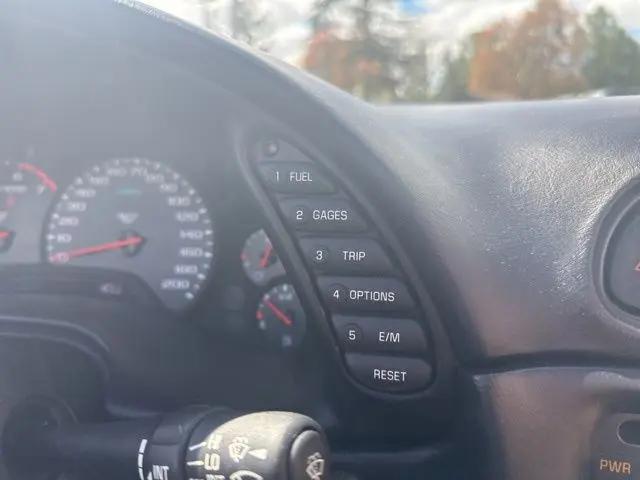 2001 Chevrolet Corvette Base