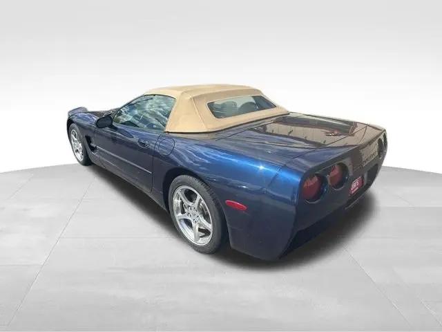 2001 Chevrolet Corvette Base