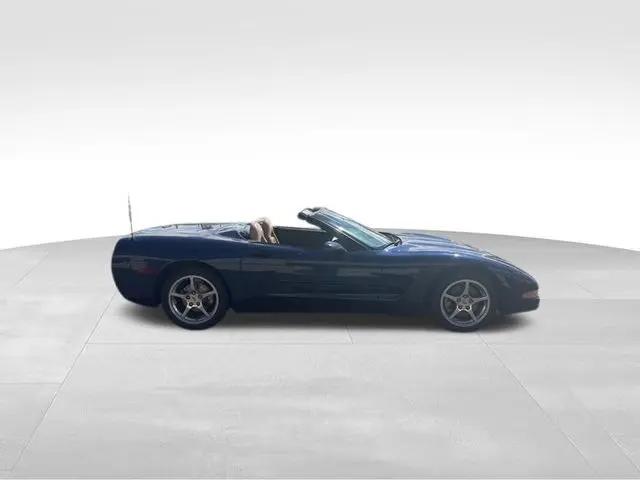 2001 Chevrolet Corvette Base