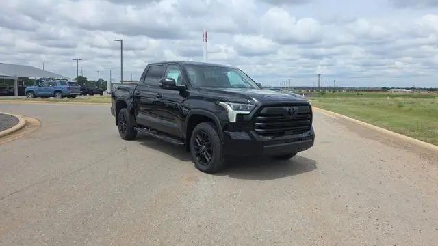 2026 Toyota Tundra Limited CrewMax 5.5' Bed