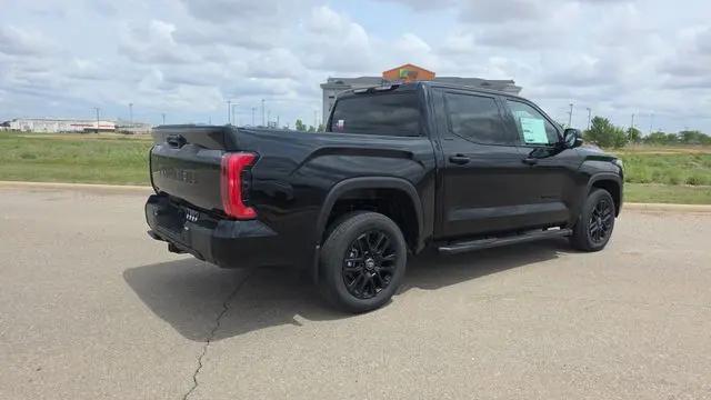 2026 Toyota Tundra Limited CrewMax 5.5' Bed