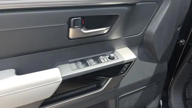 2026 Toyota Tundra Limited CrewMax 5.5' Bed
