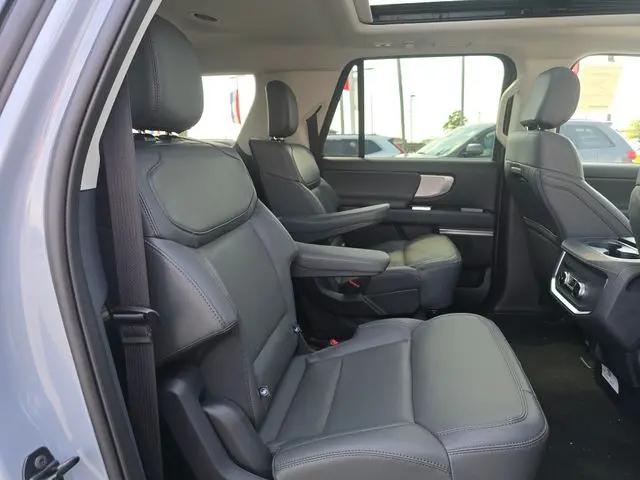 2026 Ford Expedition Max Active MAX
