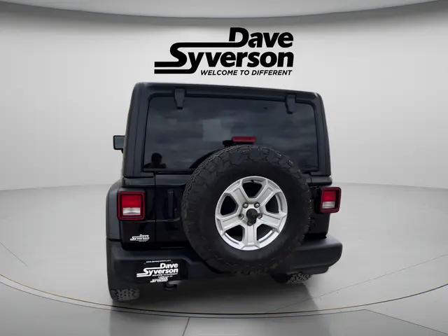 2022 Jeep Wrangler Sport S 4x4