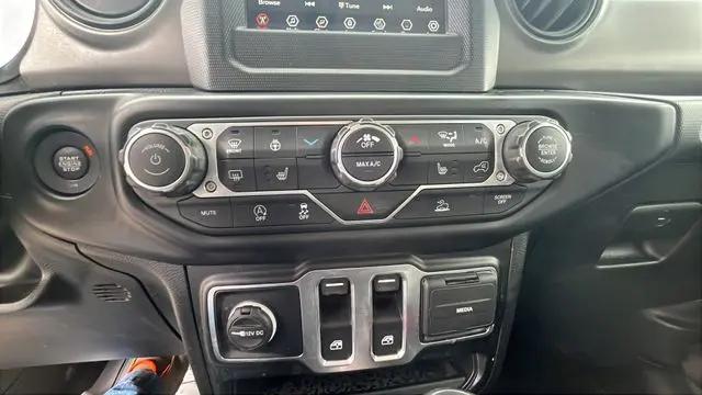 2022 Jeep Wrangler Sport S 4x4