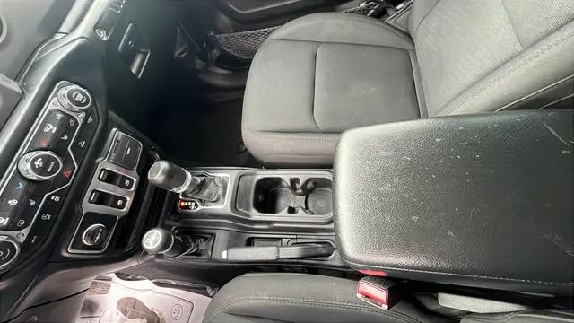 2022 Jeep Wrangler Sport S 4x4