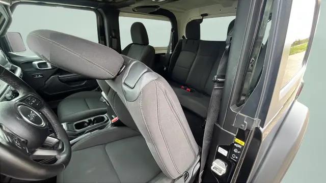 2022 Jeep Wrangler Sport S 4x4