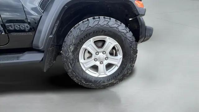 2022 Jeep Wrangler Sport S 4x4