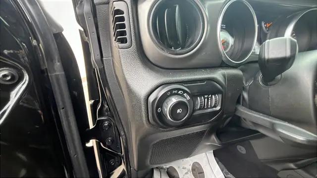 2022 Jeep Wrangler Sport S 4x4