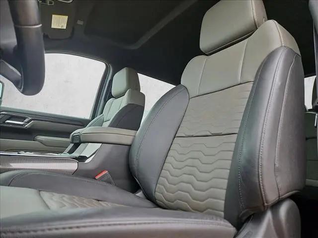 2025 Chevrolet Silverado 2500HD 4WD Crew Cab Standard Bed ZR2