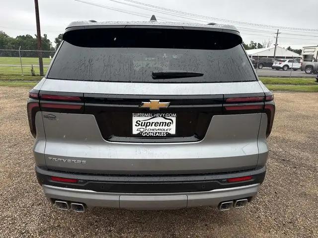 2026 Chevrolet Traverse FWD LT