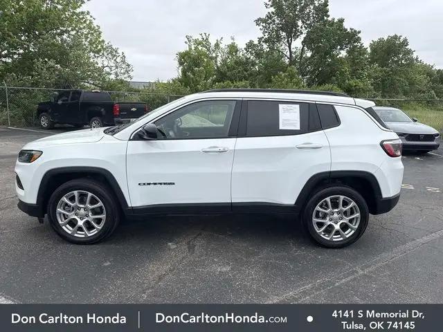 2024 Jeep Compass Latitude Lux FWD