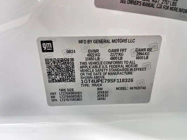 2025 GMC Sierra 2500HD 4WD Crew Cab Standard Bed AT4