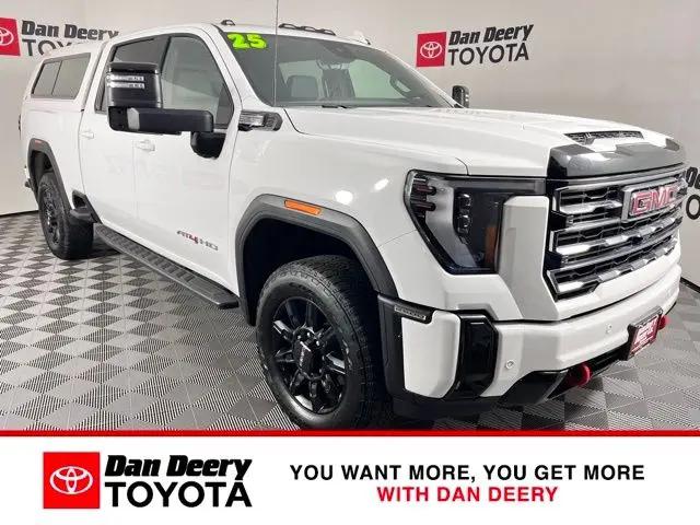 2025 GMC Sierra 2500HD 4WD Crew Cab Standard Bed AT4 for sale in Cedar Falls, IA