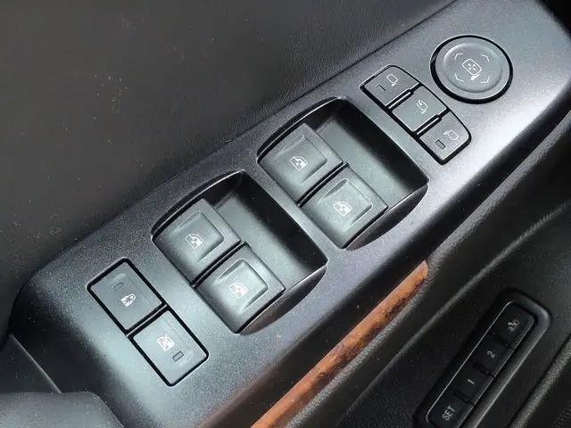 2015 Chevrolet Suburban LTZ
