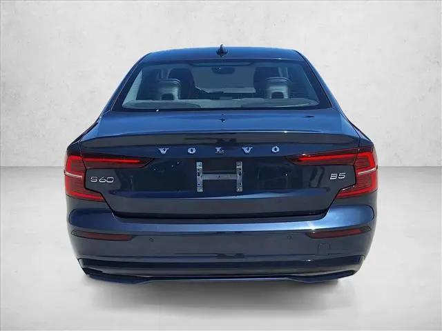 2024 Volvo S60 B5 Core Dark Theme