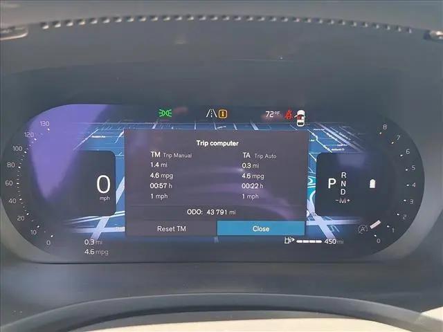 2024 Volvo S60 B5 Core Dark Theme