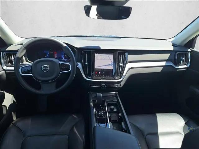 2024 Volvo S60 B5 Core Dark Theme