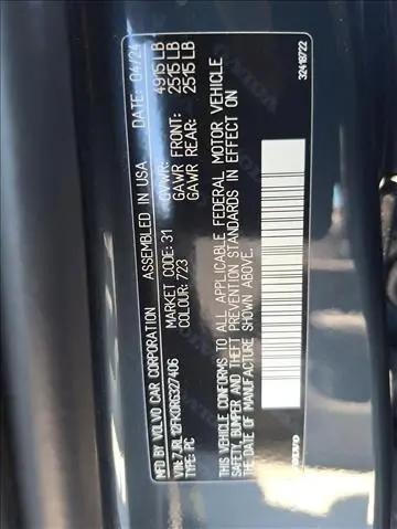 2024 Volvo S60 B5 Core Dark Theme