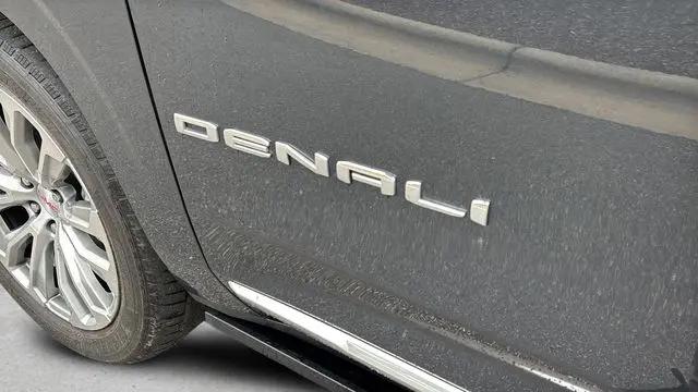 2021 GMC Yukon 4WD Denali