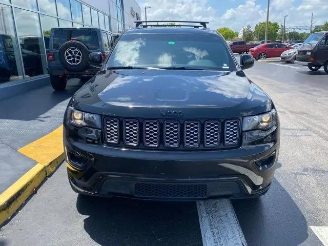 2021 Jeep Grand Cherokee Laredo X 4x4