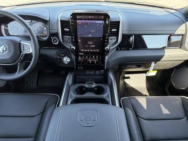 2026 Ram 1500 Laramie Crew Cab 4x4 64 Box