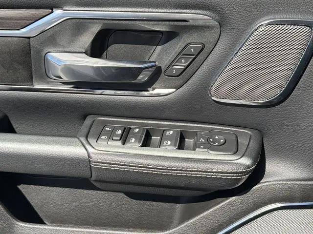 2026 Ram 1500 Laramie Crew Cab 4x4 64 Box