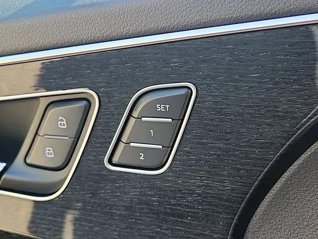 2023 Audi Q7 Premium Plus 55 TFSI quattro Tiptronic