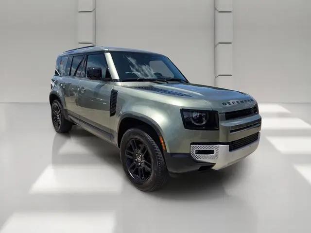 2025 Land Rover Defender 110 P300